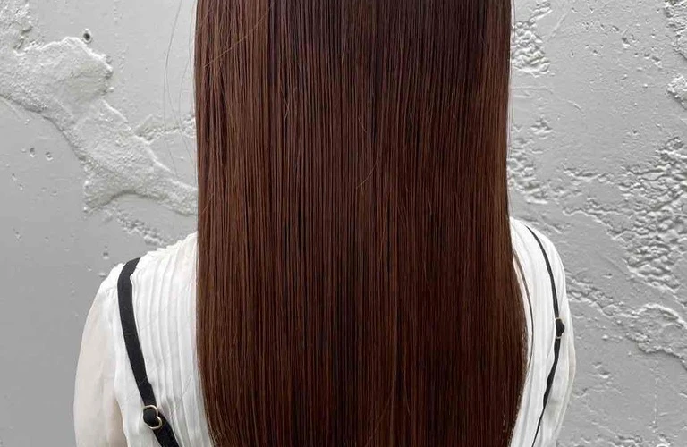 美髪を叶える秘密はヘアトリートメントにあり！