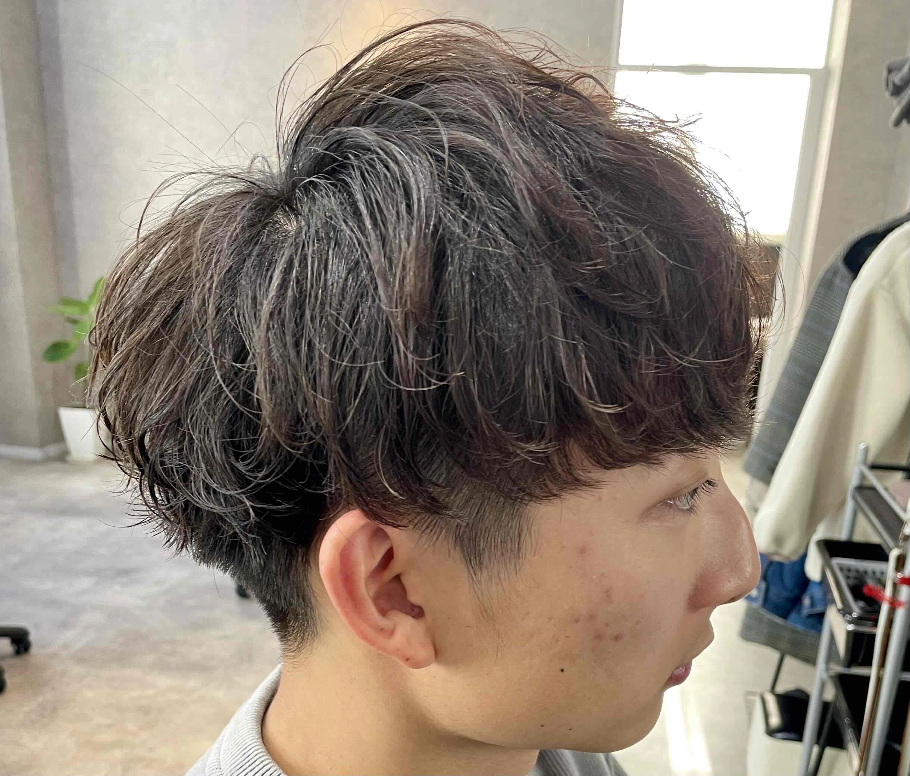 魅力満載！ボリューム感抜群メンズパーマの世界へ