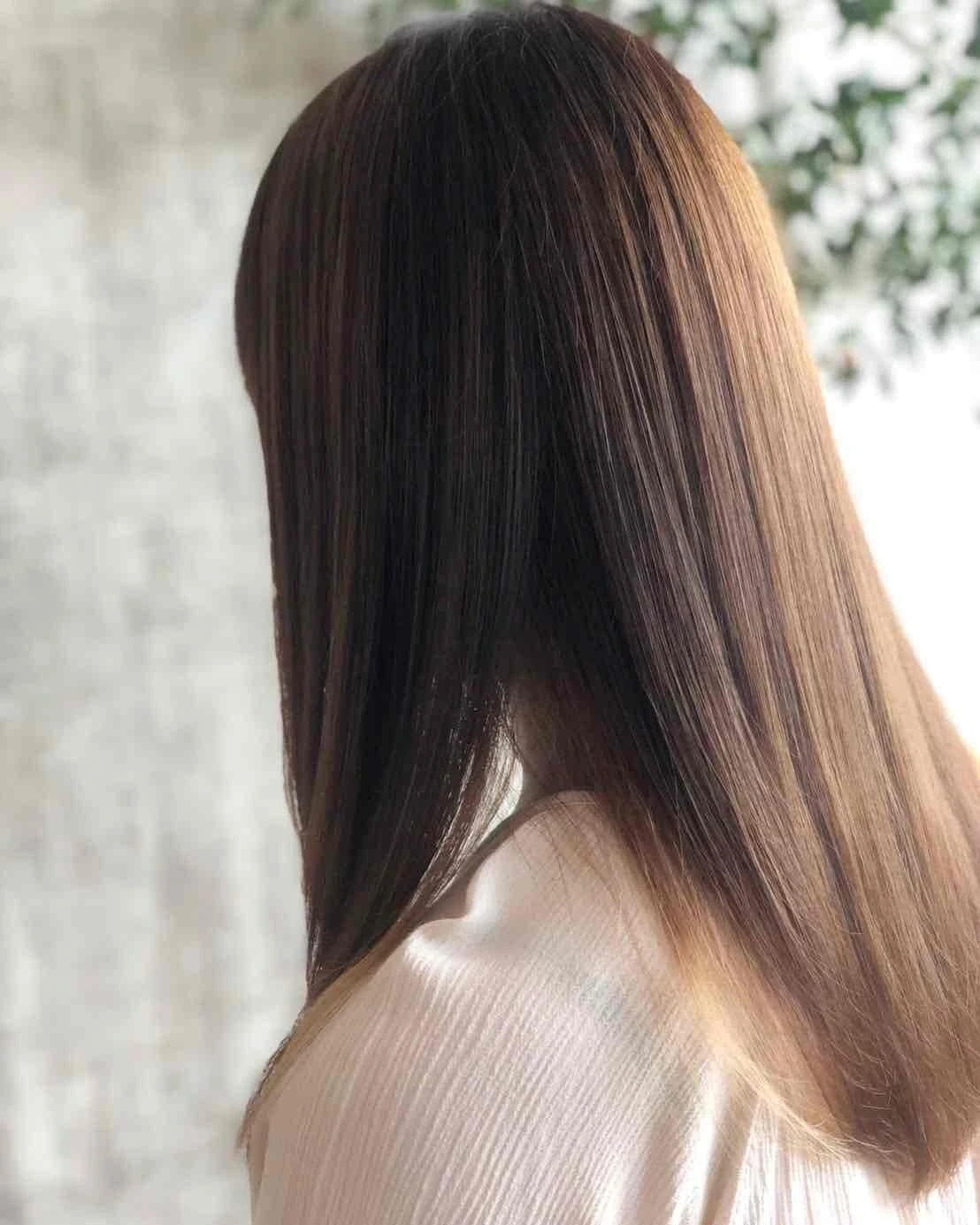 輝く個性を白髪染めで引き立てる